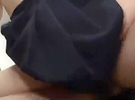01491,A woman's pleasure is in full swing!