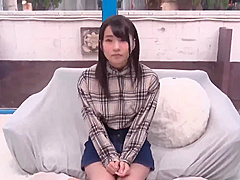 221113突然ちんこ挿入されるロリ少女e