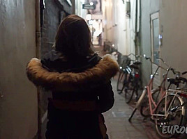 A Night Living On The Red Light District In Amsterdam With Mira - EuroCoeds
