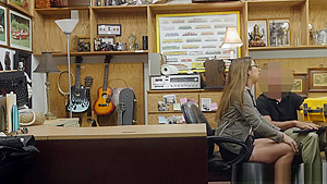 A police babe fuck by a pawn dude