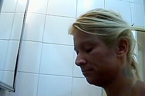 After hard banging session mature bitch took load on her face