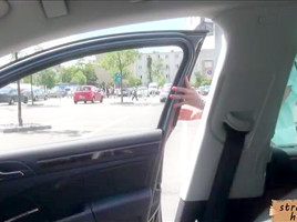 Amateur teen 18+ Zelda fucks in the backseat