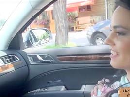 Amateur teen 18+ Zelda fucks in the backseat
