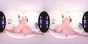 Anna Riv in Fingers In Pulsating Pussy - TmwVRNet