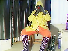 Another old video of myself wanking in rubber    what else! mmmm
