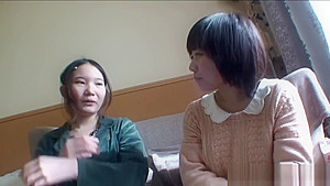 Asian lesbian fingers