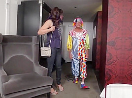 Beautiful tranny fucked by black clown