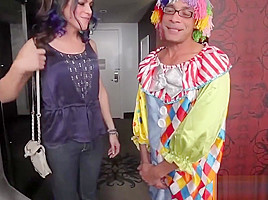 Beautiful tranny fucked by black clown
