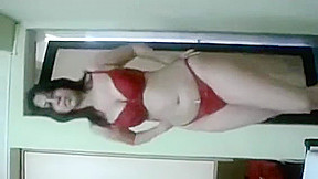 Big Boobs And Ass House Wife Strips Before Oral Sex