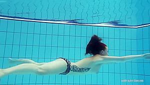 Big Tits Katrin Bouncing And Floating Underwater