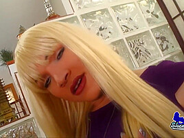 Big Tits Tranny Strokes Her Bi