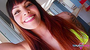 Big ass Foxxxy oil fetish