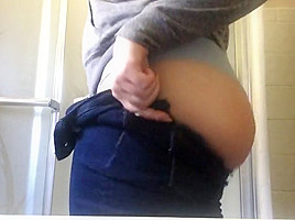 Big ass in tight pants