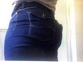 Big ass in tight pants