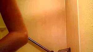 Blode fucks a dildo in the shower
