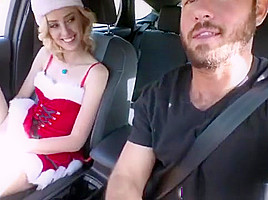 Blondie With Costume Haley Gets Fucked