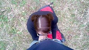 Blowjob in the forest: planted on the cock and cumshot in mouth