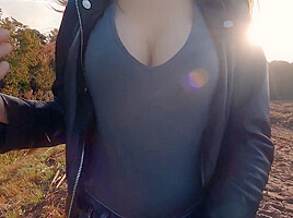 Boobwalk: Wiggly Overboob #2