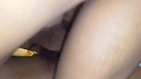 Boyfriend Ne Pair Ko Gand Aur Chut Me Dal Kar Pair Se Chhoda Fir Gand Me Laura Dal Kar Uski Gand Mari