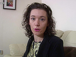 British Housewife Playing With Her Moist Pussy - MatureNL