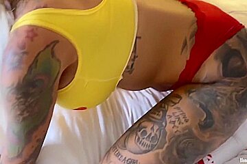 Busty Blonde German Gets Fucked 5 Min With Gamer Girl And Blondie Bombshell