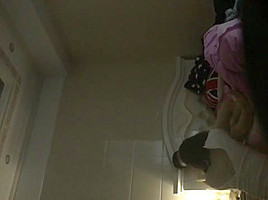 CHINESE MATURE TRANSGENDER LOVES HITTING BY YOUNG MAN 9