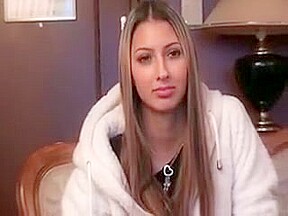 Compilation d'une actrice tcheque avec un beau cul