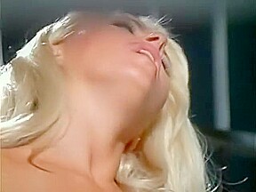 Crazy Toys, Cunnilingus xxx clip