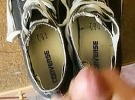 Cumming Step sisters Chucks