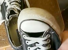Cumming Step sisters Chucks