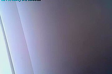 Curvy teen 18+ Shows Off Her Body On Webcam