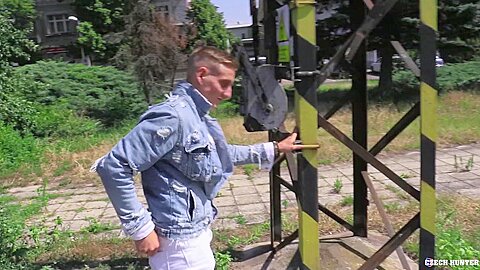 Czech Hunter 453 - BIGSTR