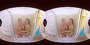 CzechVRFetish 094 Blonde Pissing-Fest