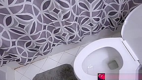 Daisy Lynne exited the bathroom bare bottomed!