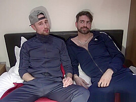 Drew Dixon fucked bareback by Kai Davis in London - BarebackersFromLondon