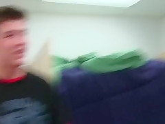 Dude stuffing his anus with toy