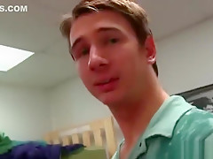 Dude stuffing his anus with toy