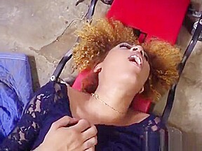 Ebony Chick Kendall Woods Gets Creamed In A Car Shop
