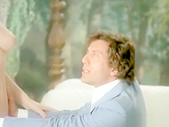 Edwige Fenech de blanca nieves (La Juez)