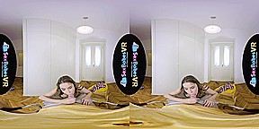Elle Rose in Cum Deep - SexBabesVR