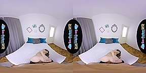 Elle Rose in Cum Deep - SexBabesVR