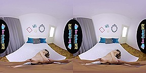 Elle Rose in Cum Deep - SexBabesVR