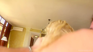 Ely gets deep-throat and double penetration