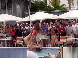 Extreme Naked Pool Party Twerk Sluts