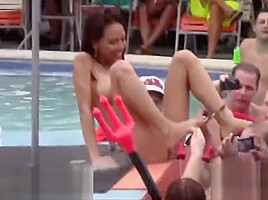 Extreme Naked Pool Party Twerk Sluts