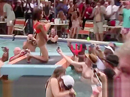 Extreme Naked Pool Party Twerk Sluts