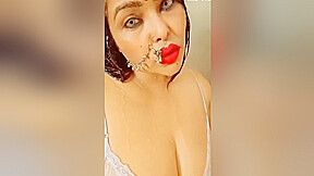 Falaq Bhabhi Taking Bath