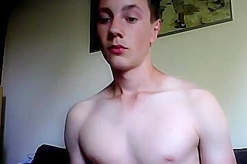 Fit Dutch teen 18+ Jerking His Massive Dick