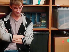 Gay thief rides mall cops cock bareback