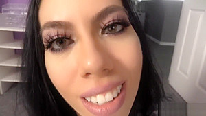 Giantess Lisa